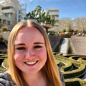 Meet your Posher, Kelly